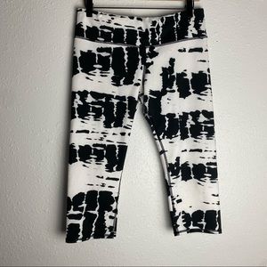 Alo Yoga Cropped Leggings